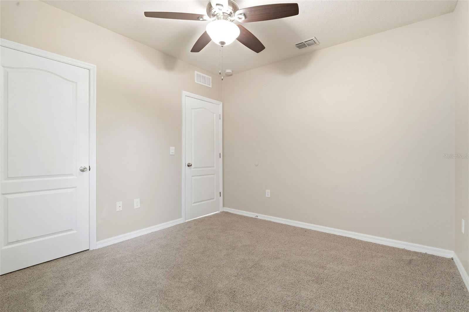 895 Lazio, Debary, FL 32713