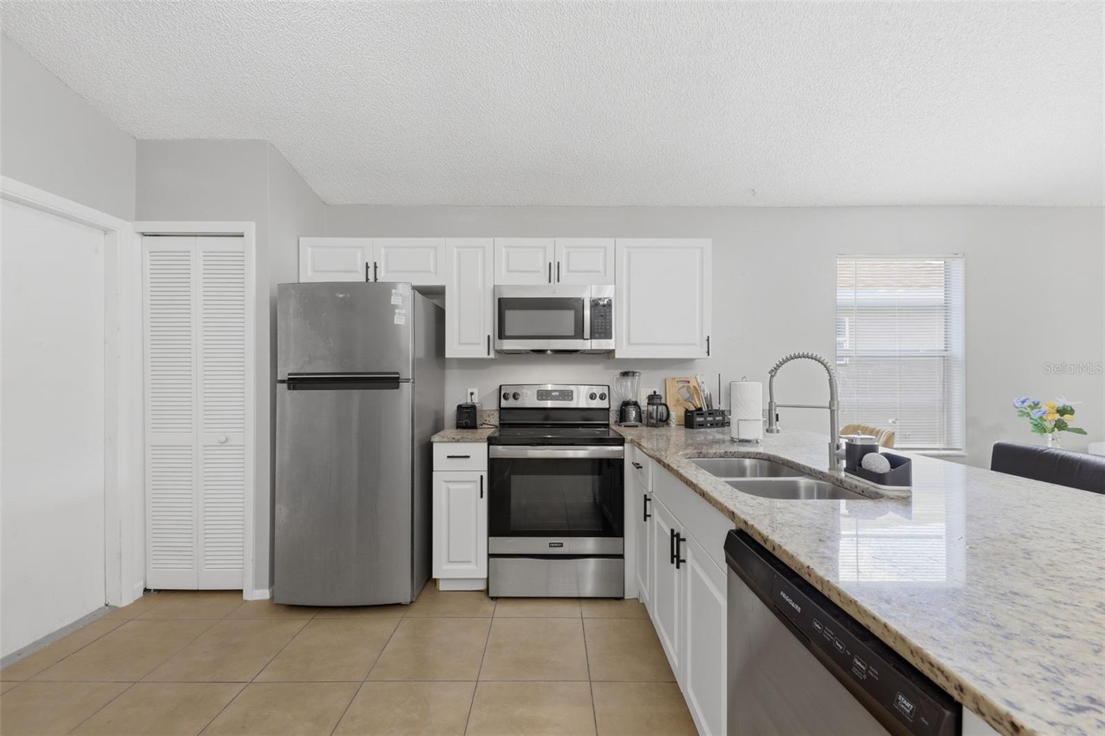 5230 Florida Holly, Orlando, FL 32811