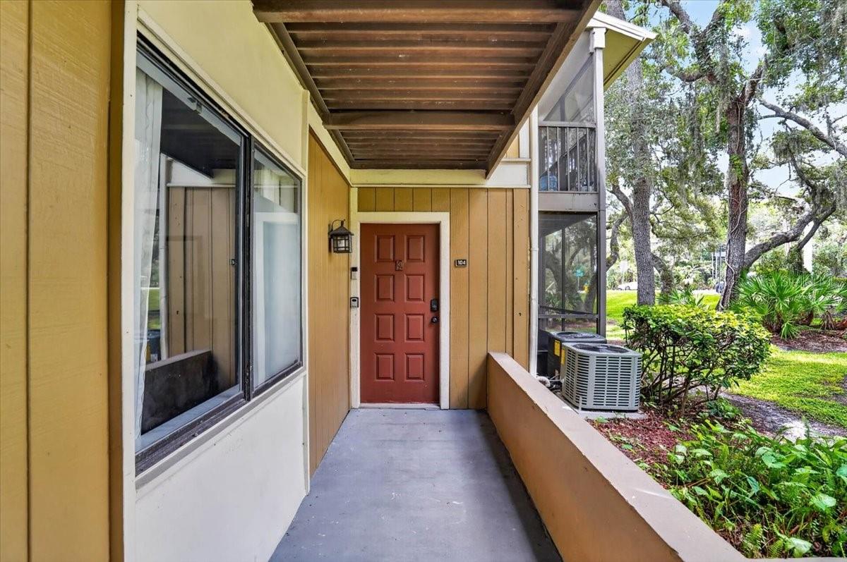 13405 Arbor Pointe Unit 104, Tampa, FL 33617
