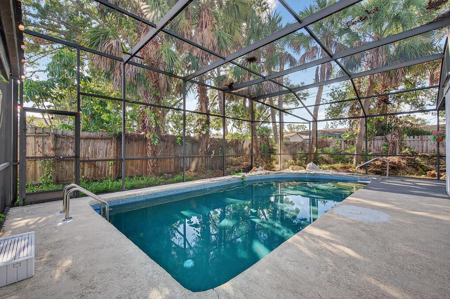7990 42nd, Pinellas Park, FL 33781