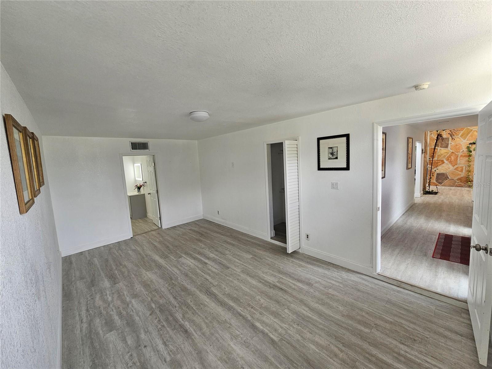 7990 42nd, Pinellas Park, FL 33781