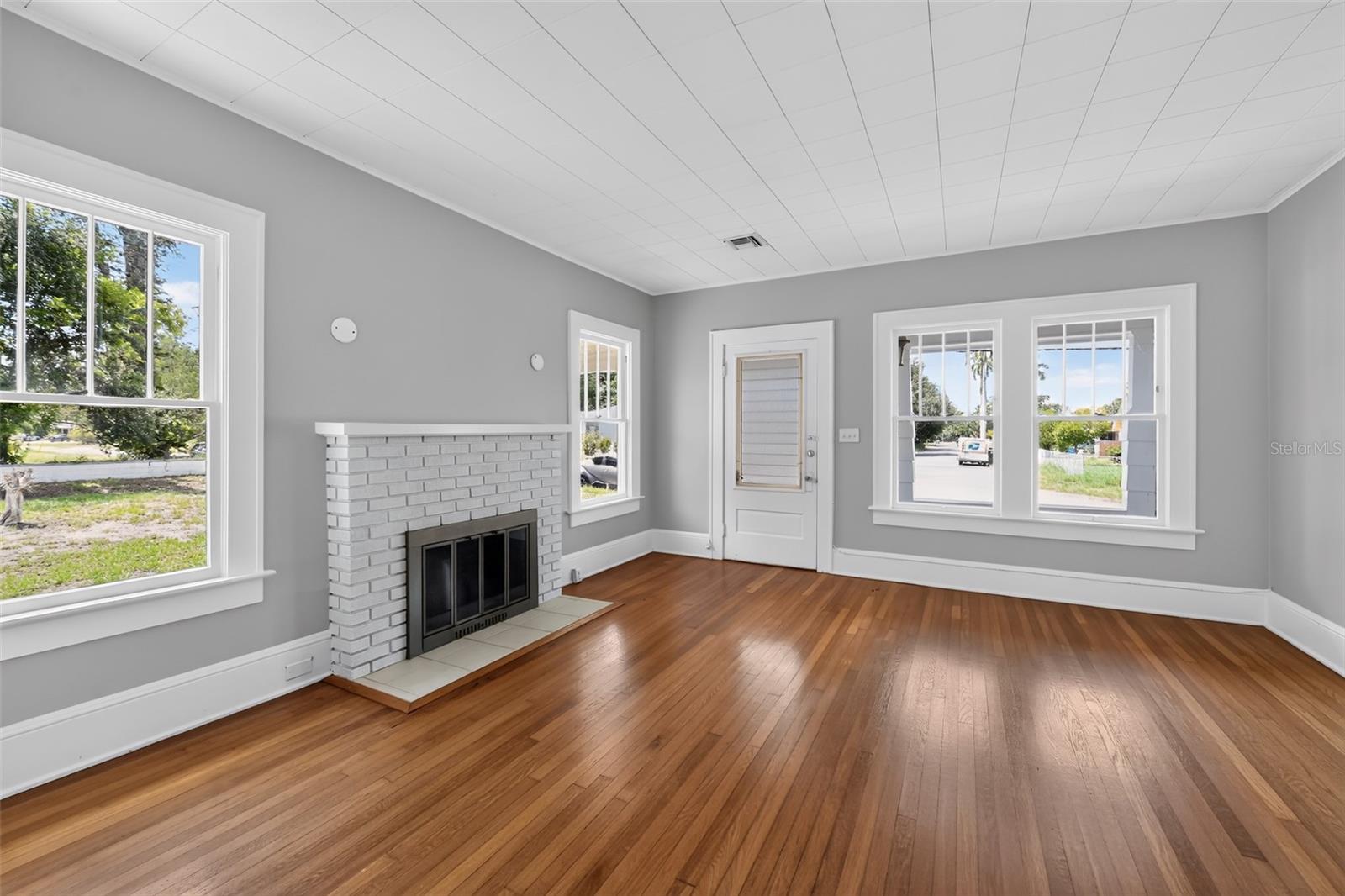 2233 11th, Bradenton, FL 34205
