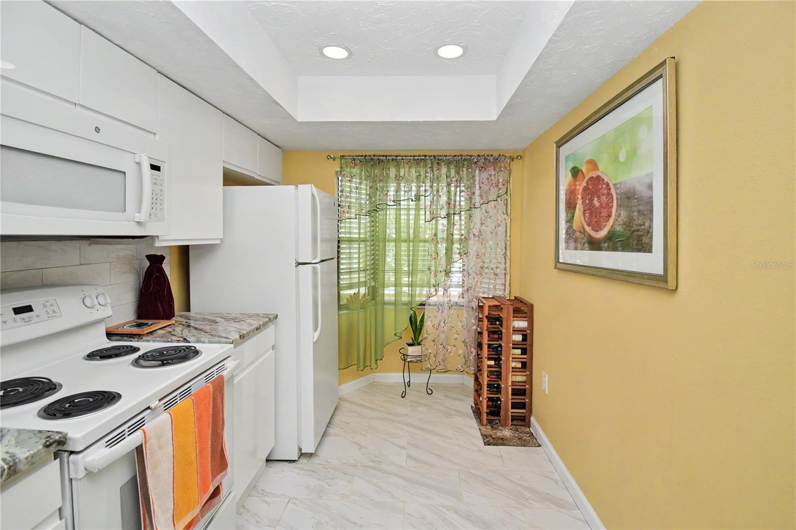 5677 Summer Side Unit 31b, Sarasota, FL 34231