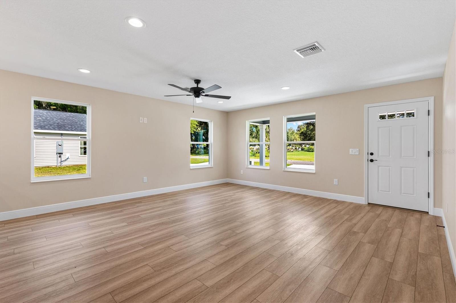 533 Anderson, Bushnell, FL 33513