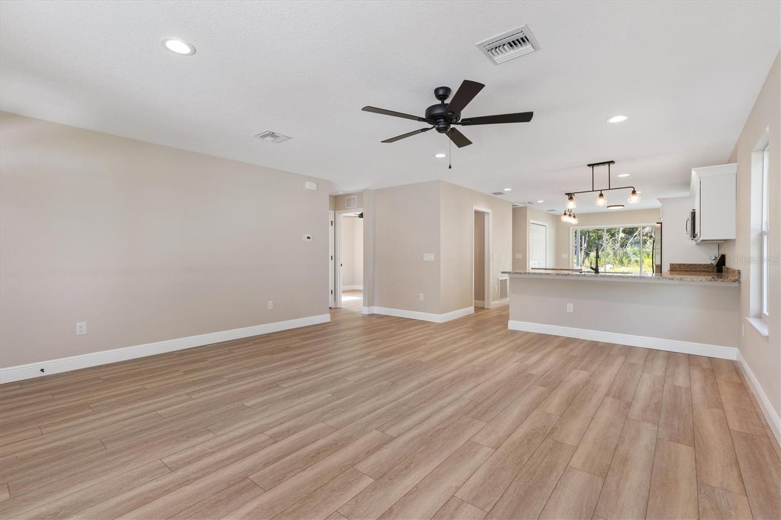 533 Anderson, Bushnell, FL 33513