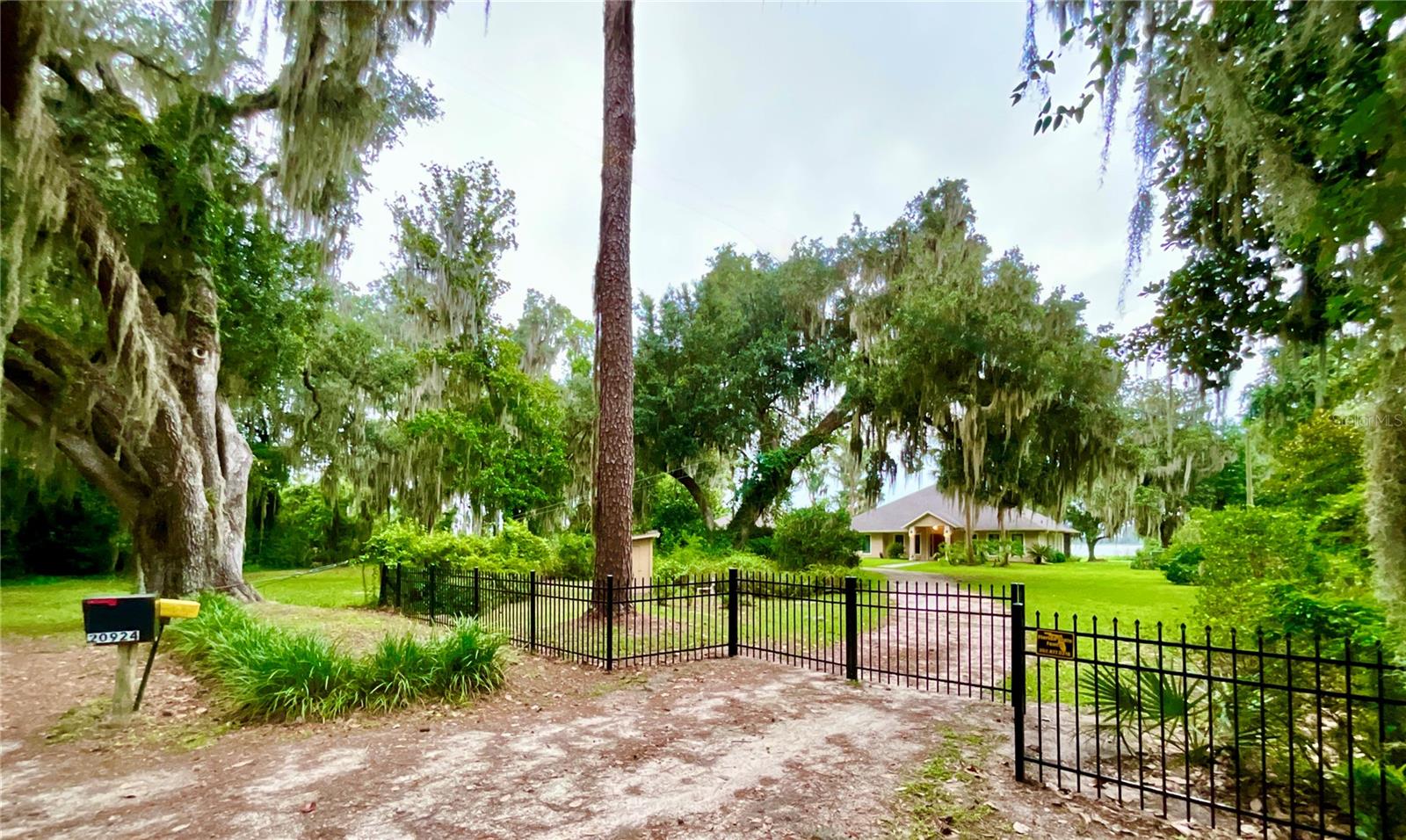 20924 132nd, Waldo, FL 32694