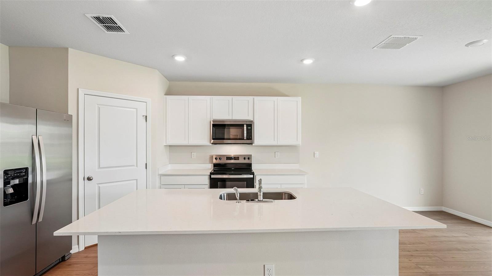 5725 Silver Moonlight, Palmetto, FL 34221