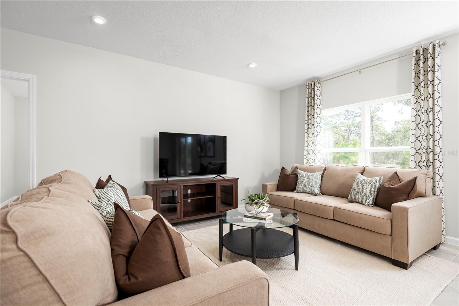 17108 6th, Bradenton, FL 34212