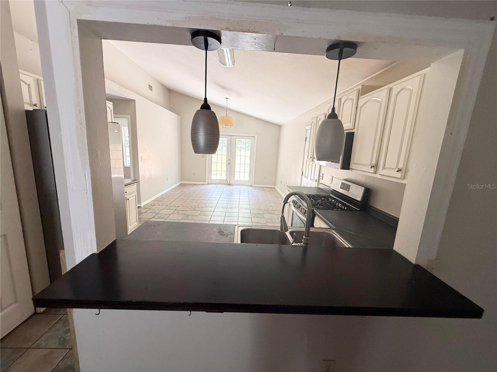 2232 13th, Gainesville, FL 32641