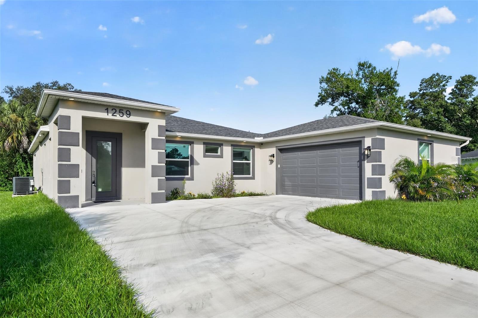 1259 Kaayan, North Port, FL 34288