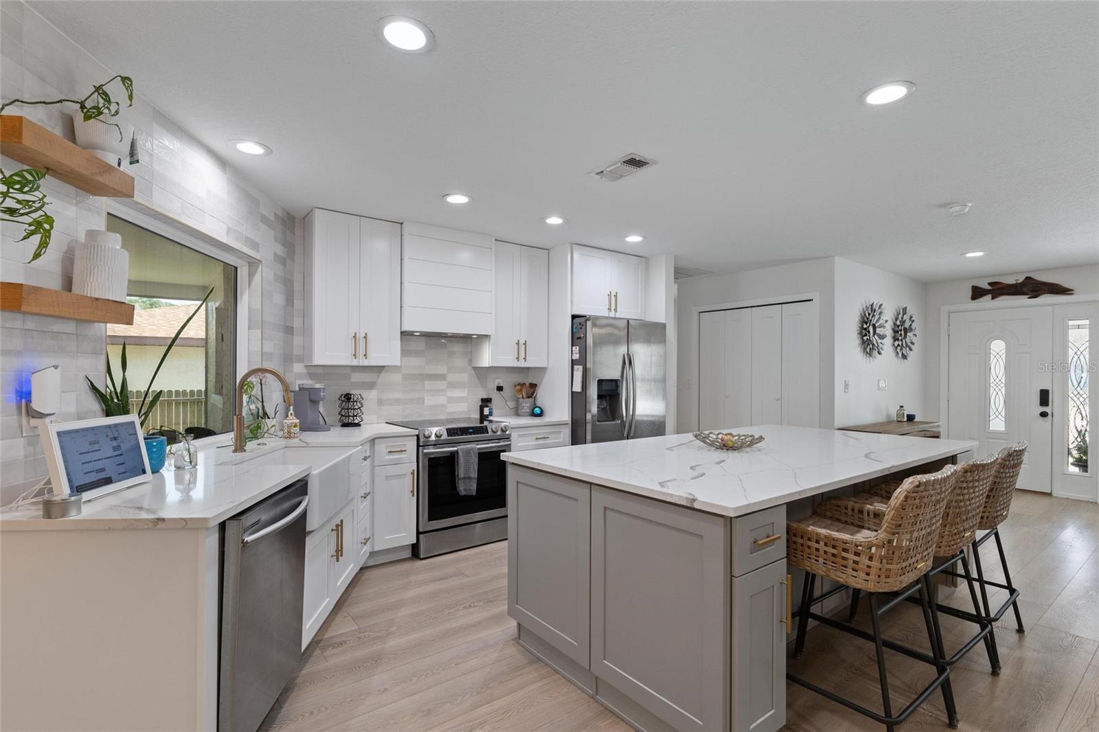 1128 Forbes Trace, Tarpon Springs, FL 34689
