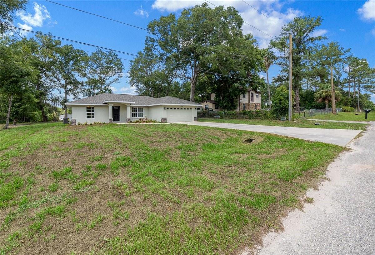 13556 102nd, Belleview, FL 34420
