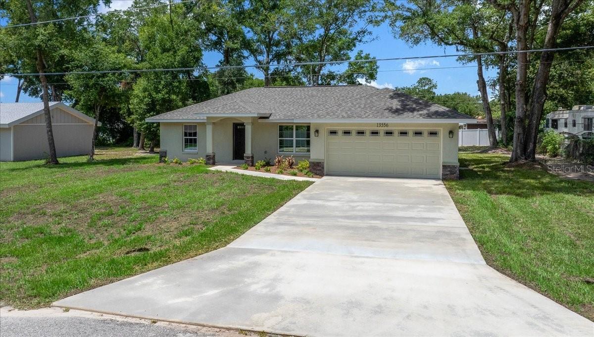 13556 102nd, Belleview, FL 34420