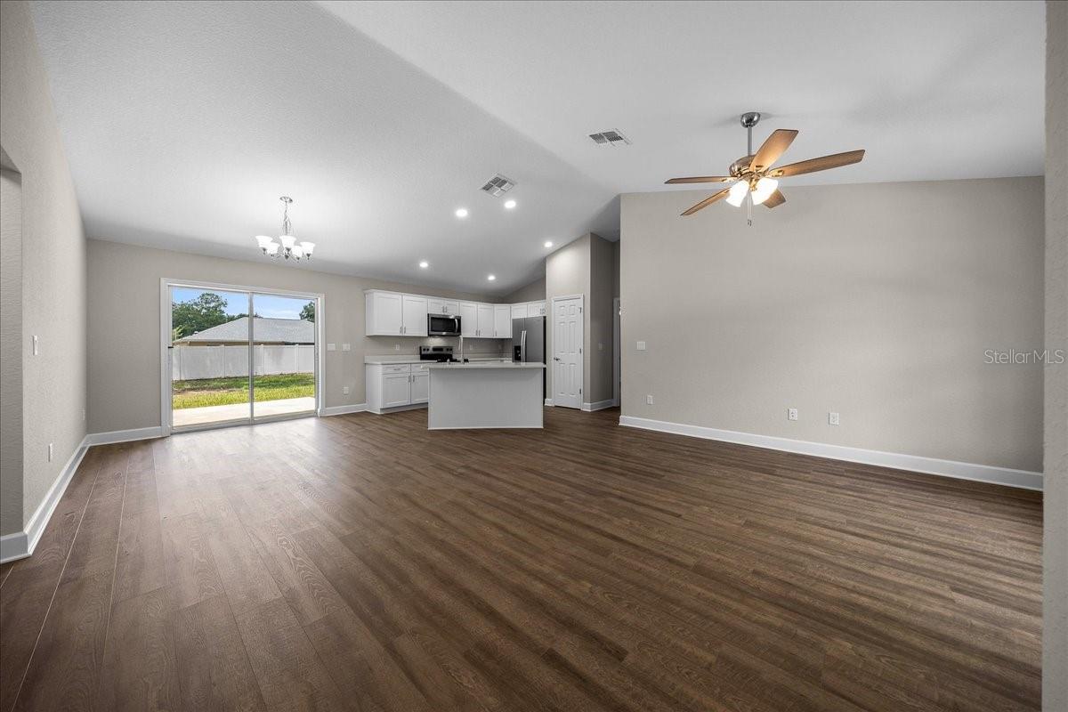 13556 102nd, Belleview, FL 34420