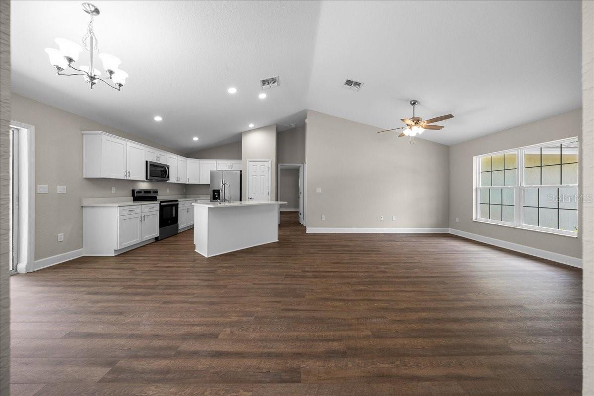 13556 102nd, Belleview, FL 34420