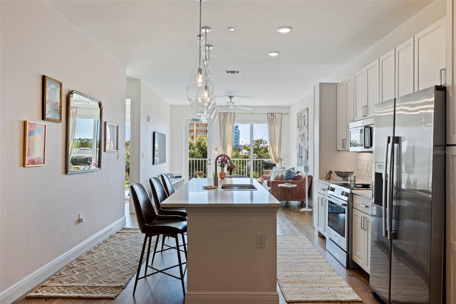644 3rd Unit 403, St Petersburg, FL 33701