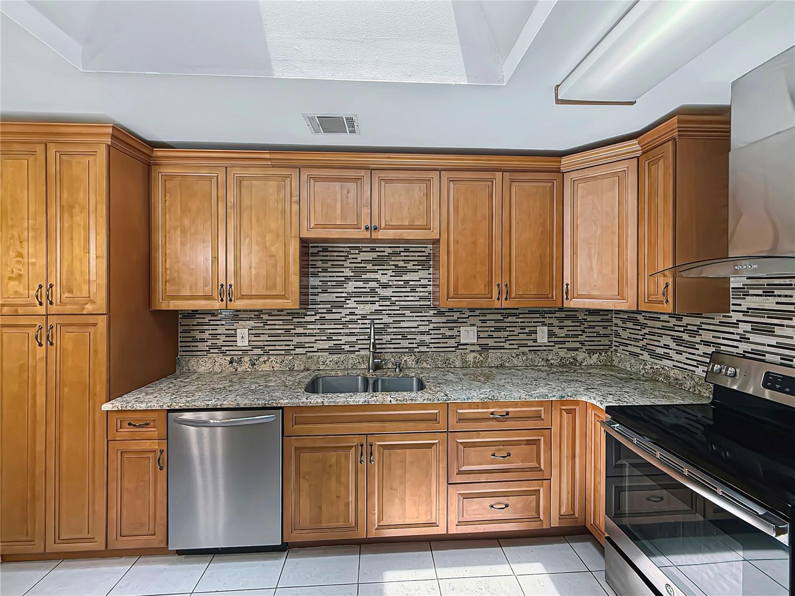 506 Harvard, Apopka, FL 32703