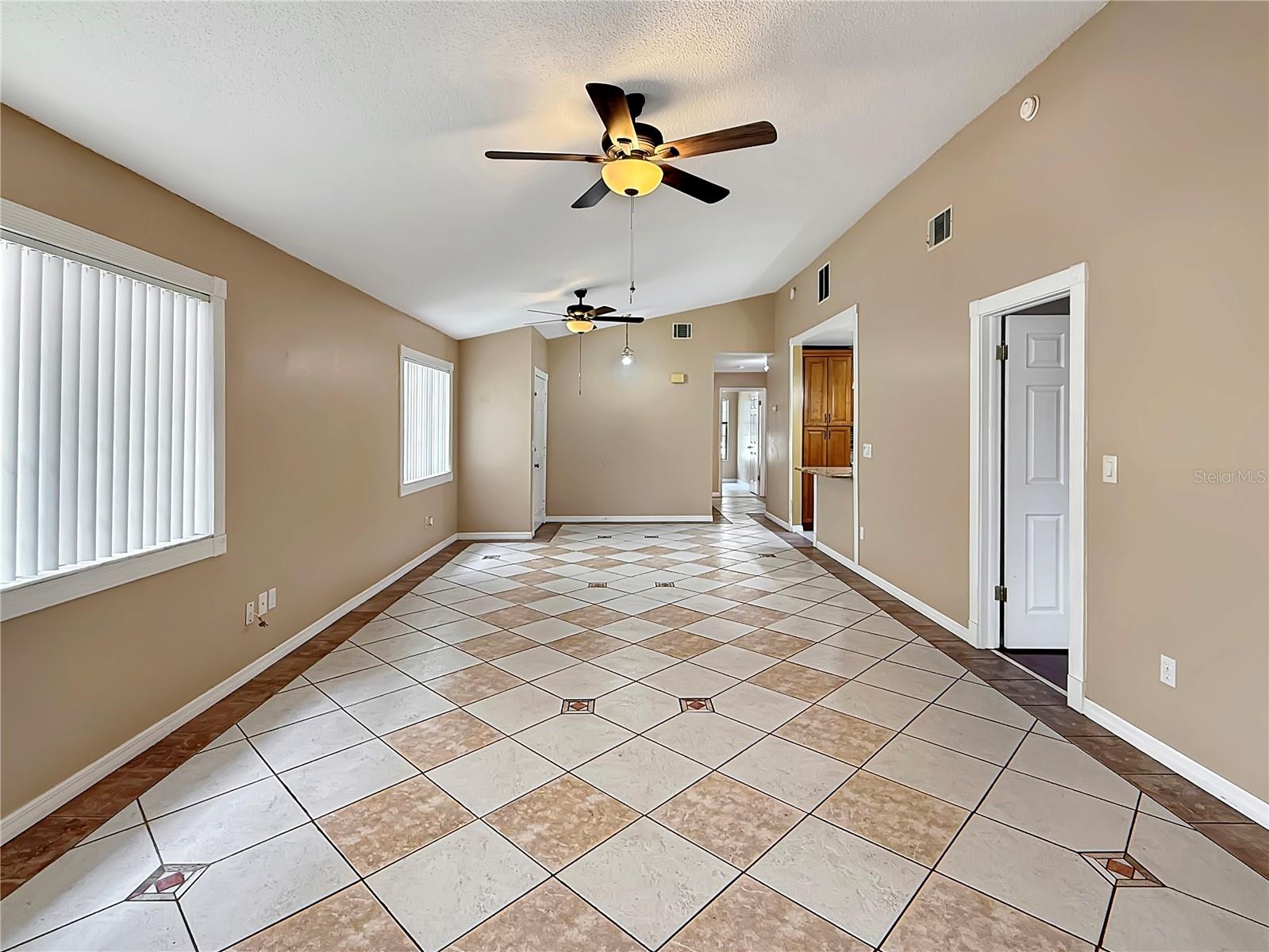 506 Harvard, Apopka, FL 32703