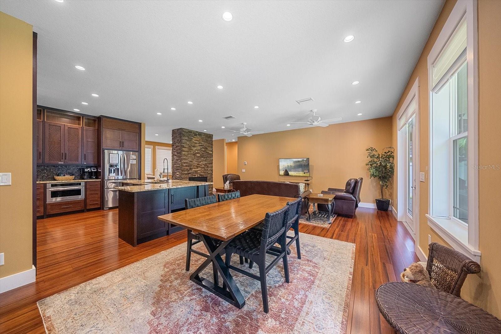 2395 Hyde Park, Sarasota, FL 34239