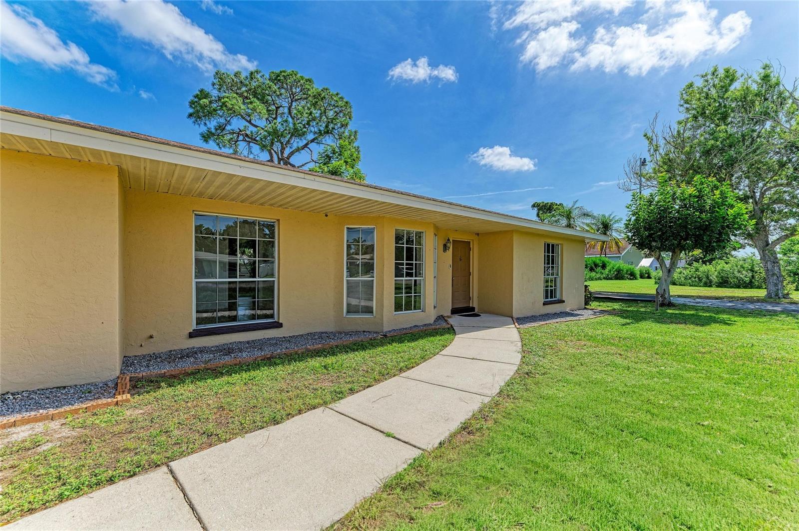 4404 18th, Bradenton, FL 34209