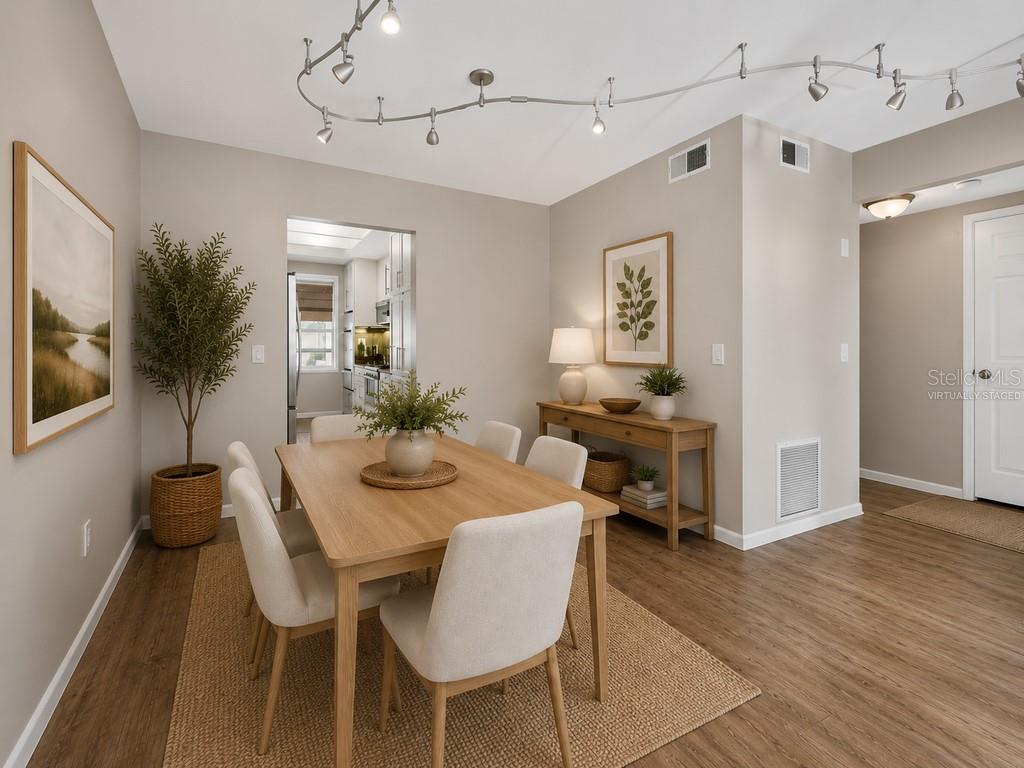 6015 19th Unit 215, St Petersburg, FL 33714