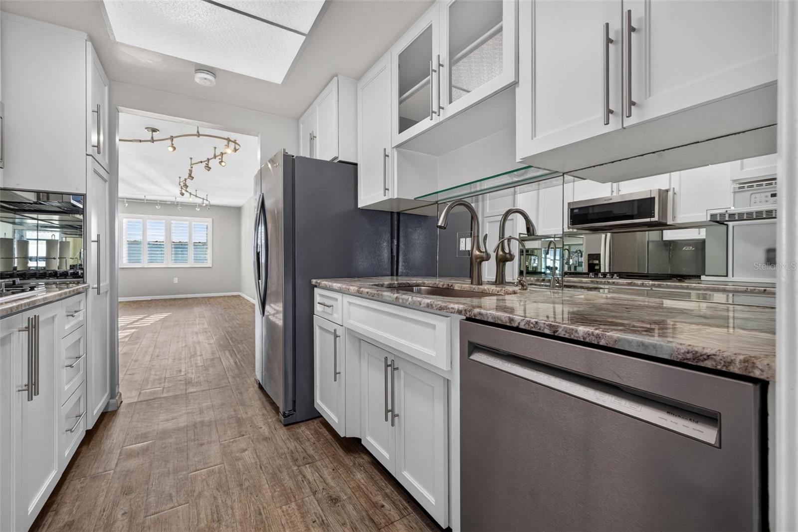 6015 19th Unit 215, St Petersburg, FL 33714