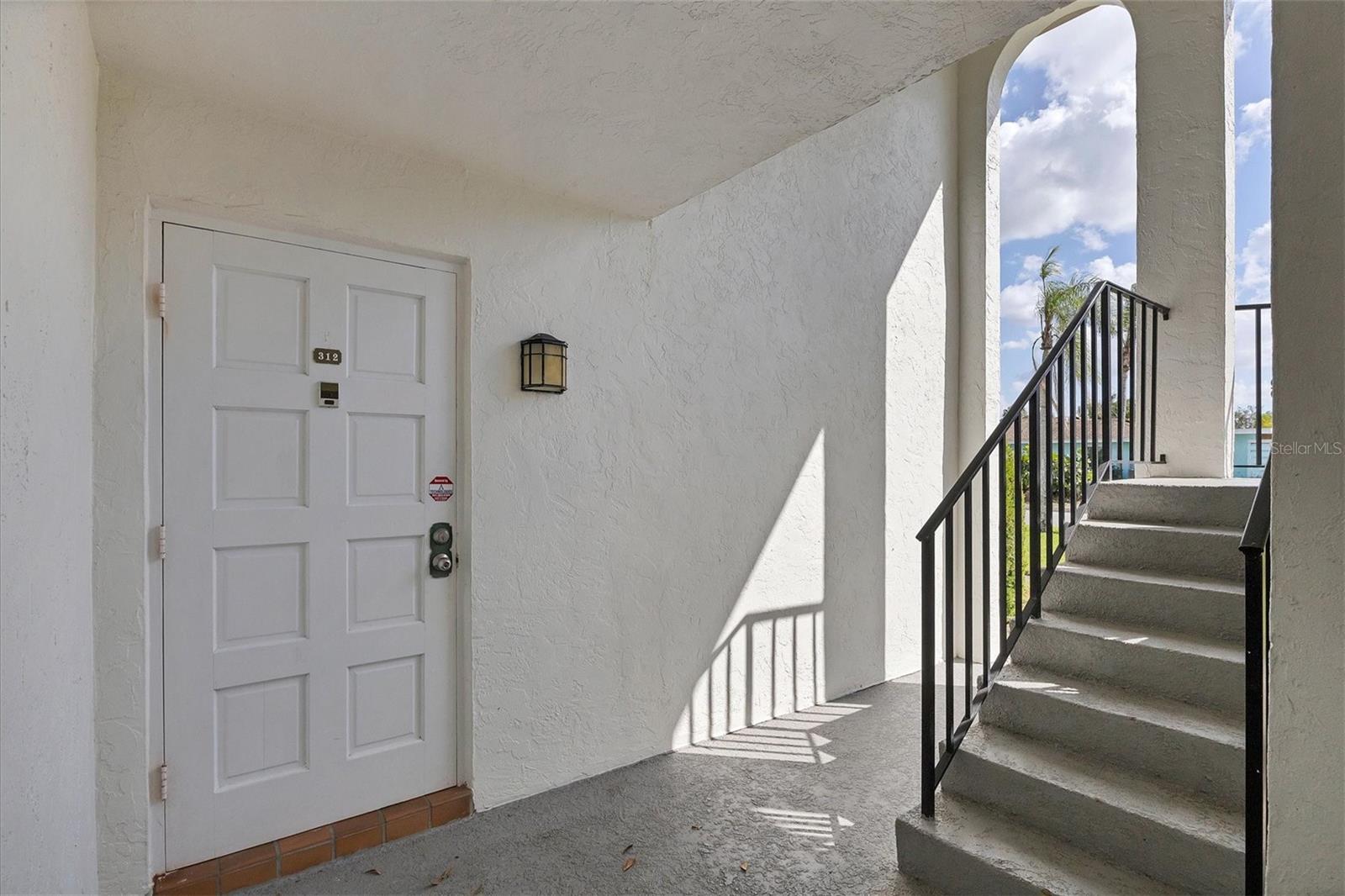 5800 Hollywood Unit 312, Sarasota, FL 34231