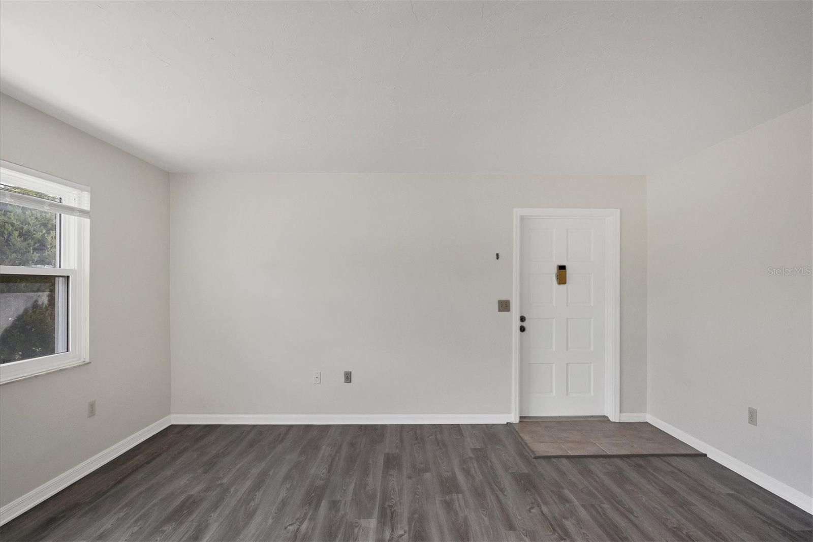 5800 Hollywood Unit 312, Sarasota, FL 34231