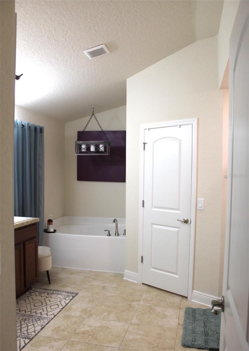 826 Landmark Hills, Haines City, FL 33844