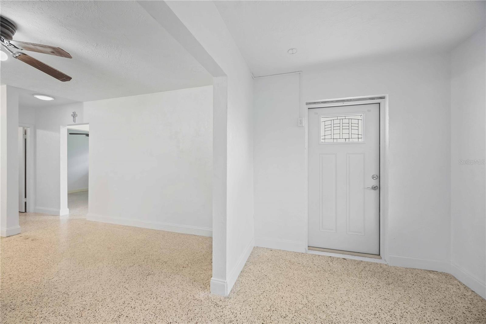 1909 Buccaneer, Sarasota, FL 34231