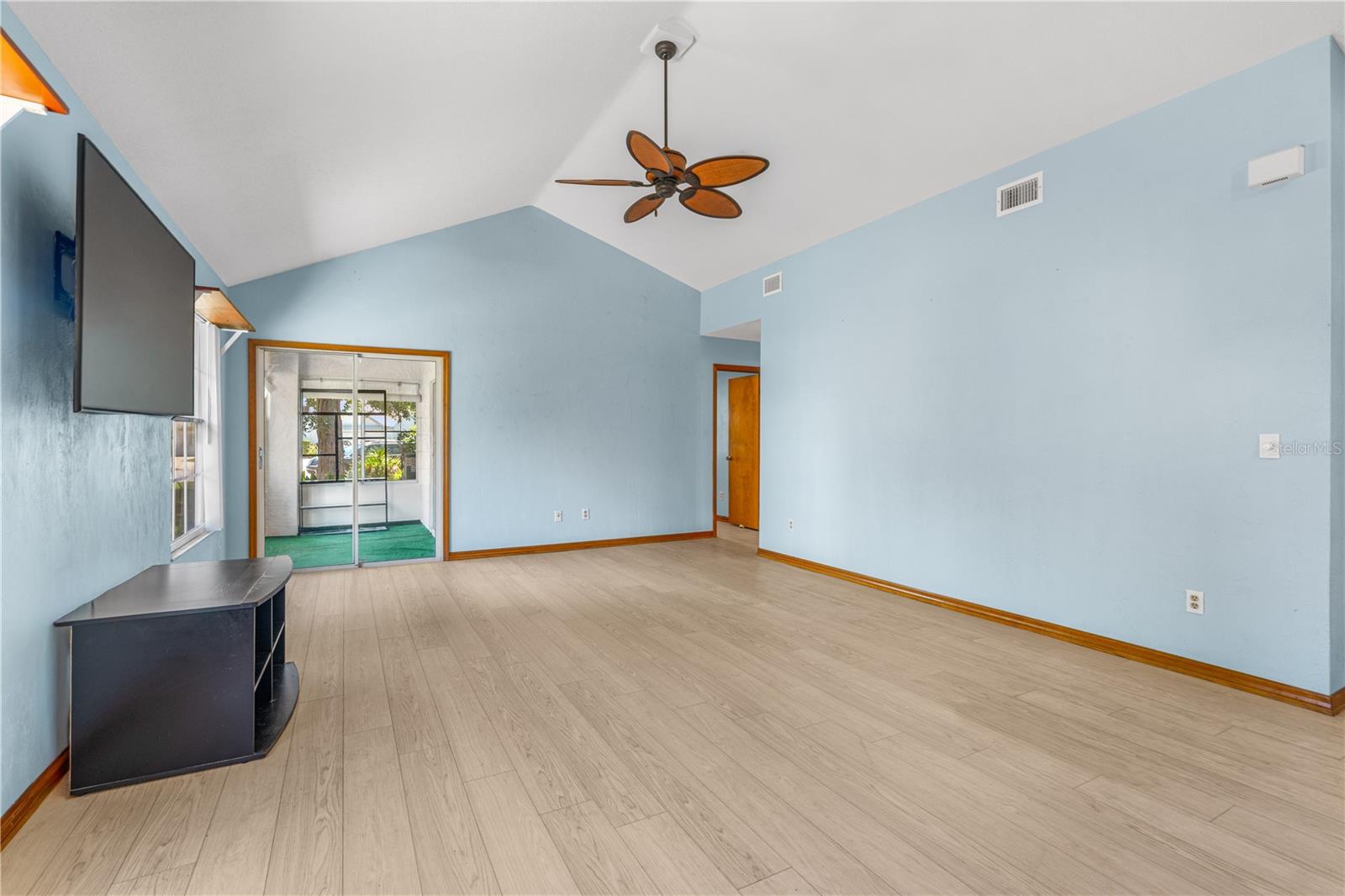 104 Shoal Creek, Daytona Beach, FL 32114