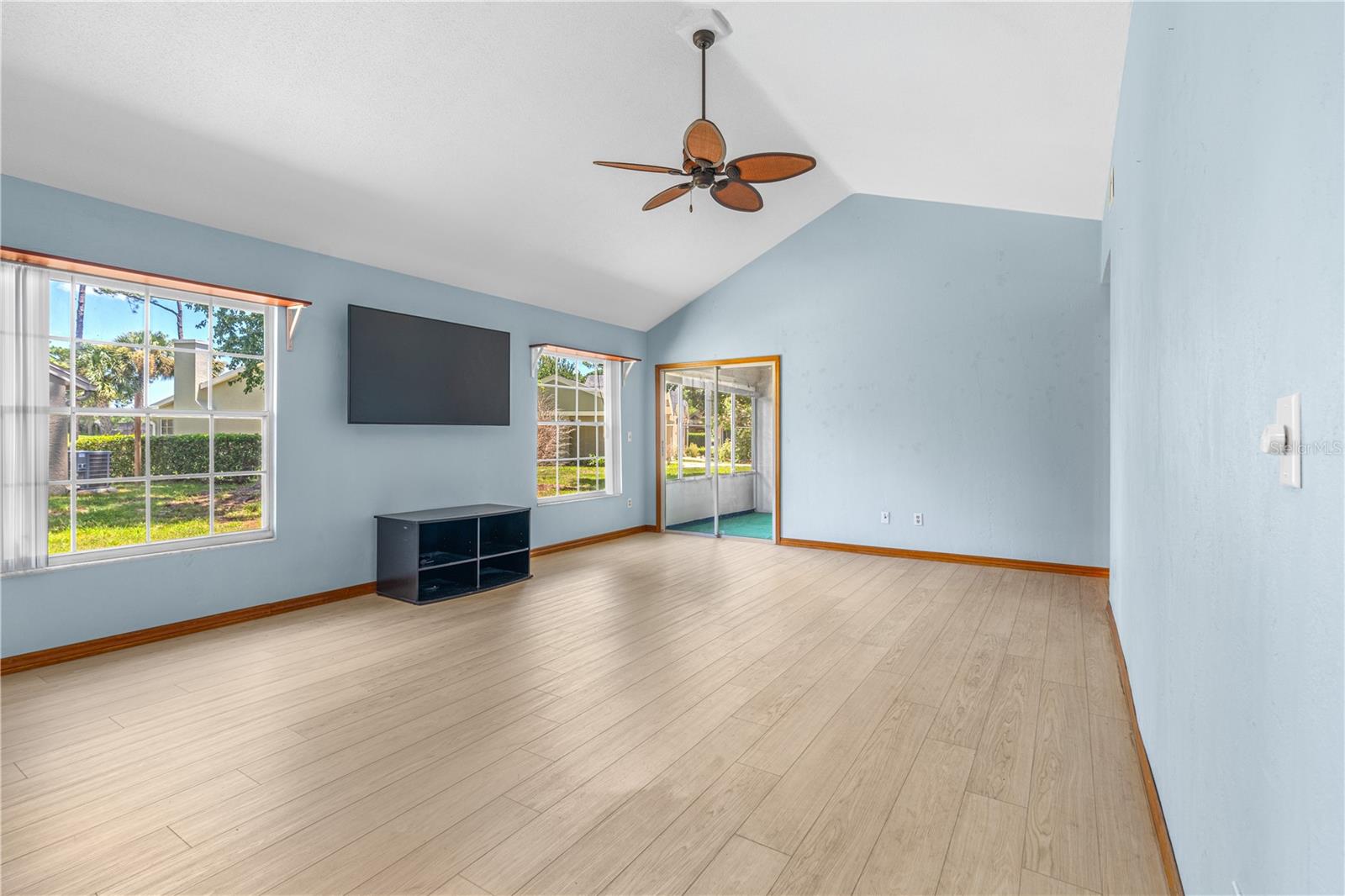 104 Shoal Creek, Daytona Beach, FL 32114
