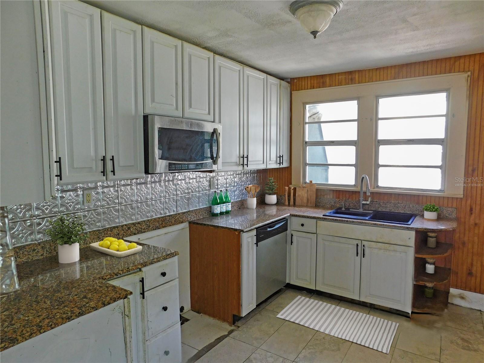 6400 12th, Zephyrhills, FL 33542