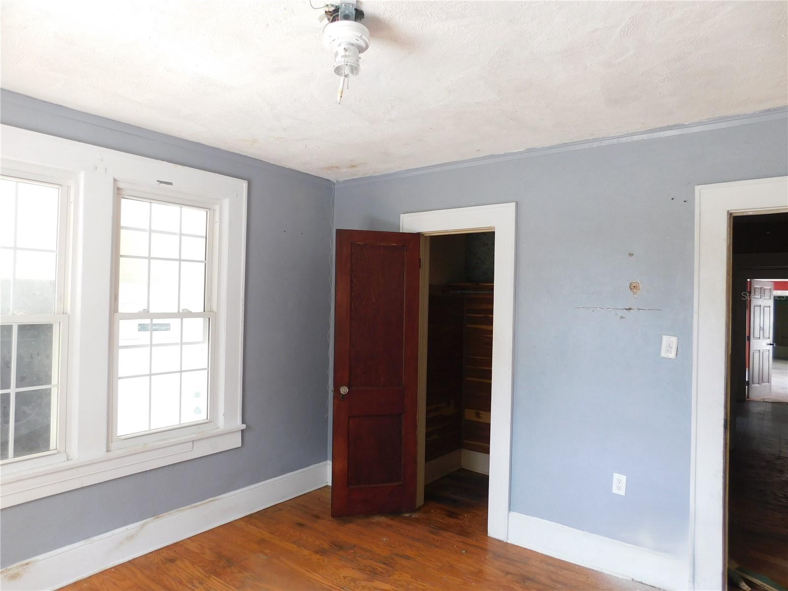 6400 12th, Zephyrhills, FL 33542