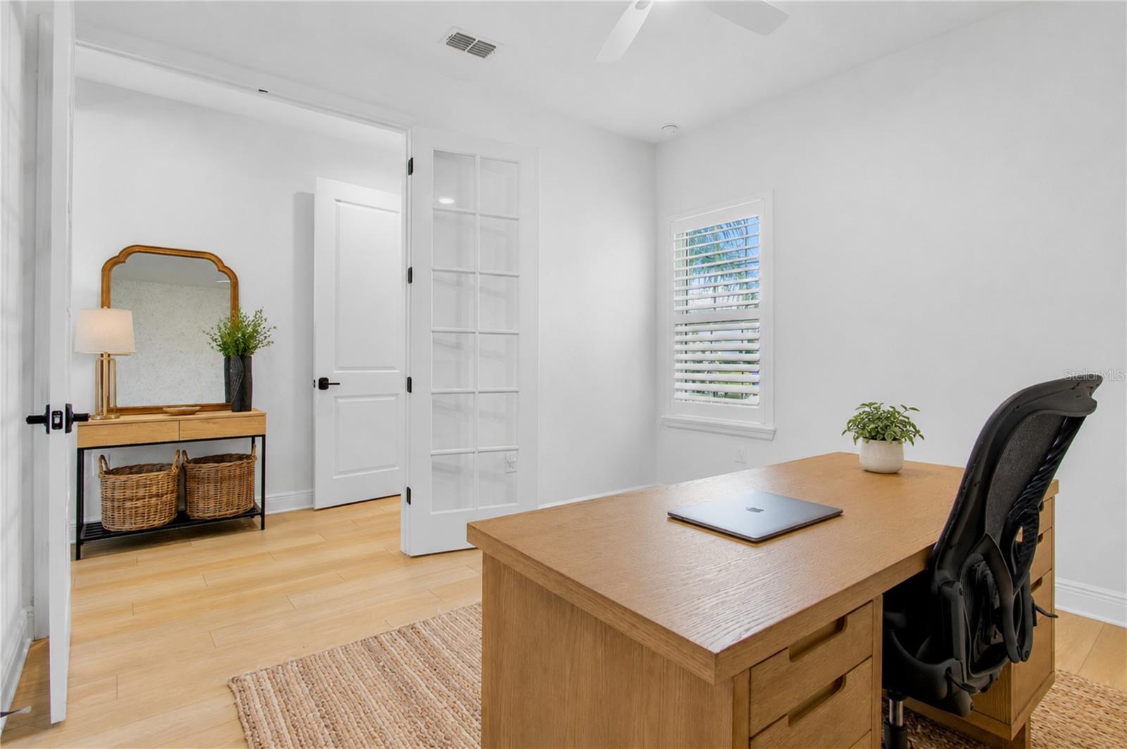 10113 Canaveral, Sarasota, FL 34241