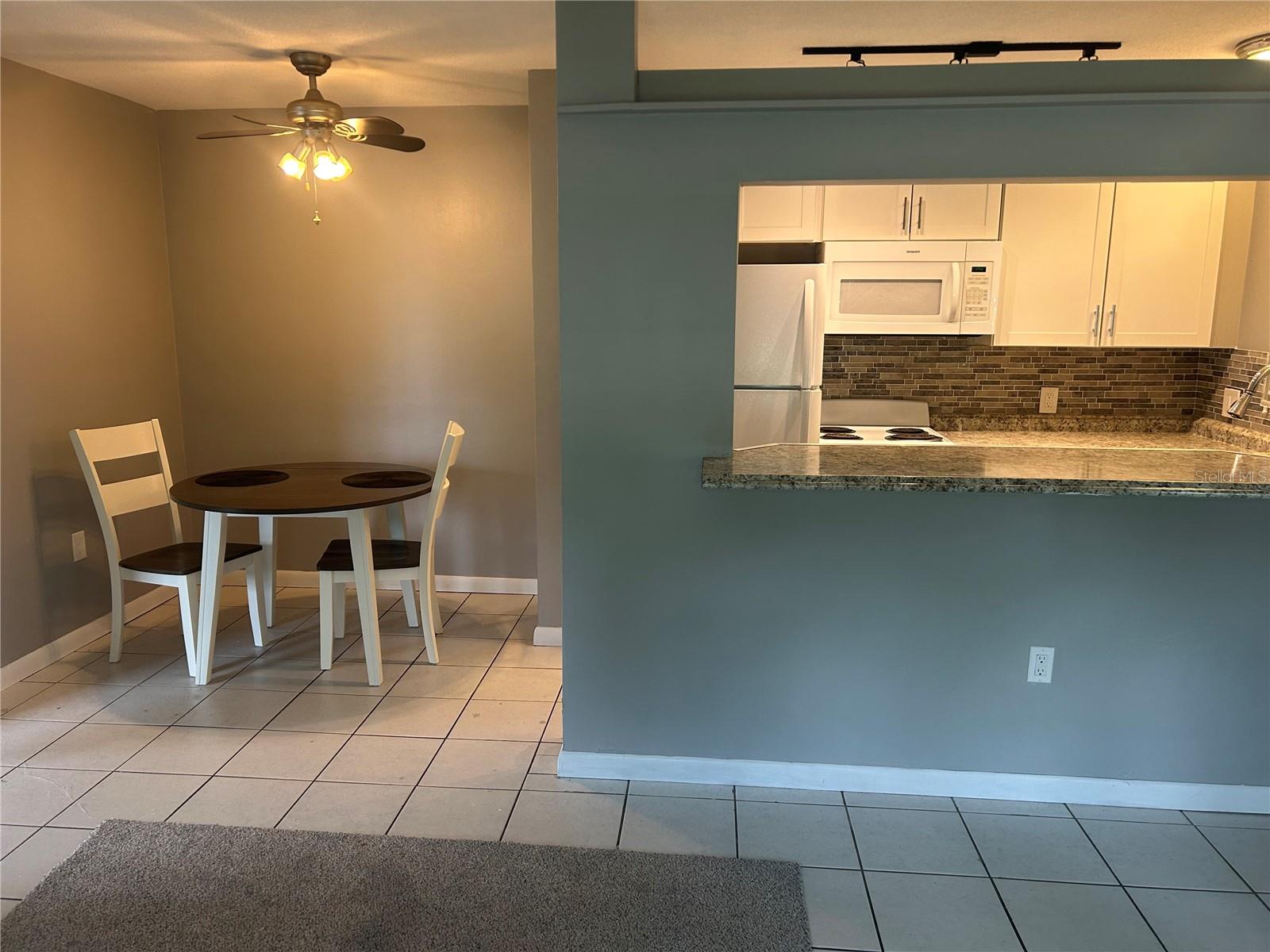 300 35th Unit F8, St Petersburg, FL 33704