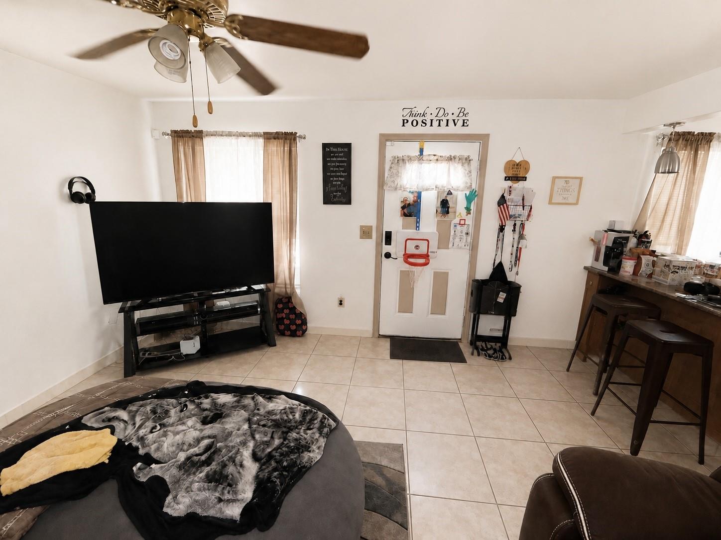 7507 Caracas, Tampa, FL 33615