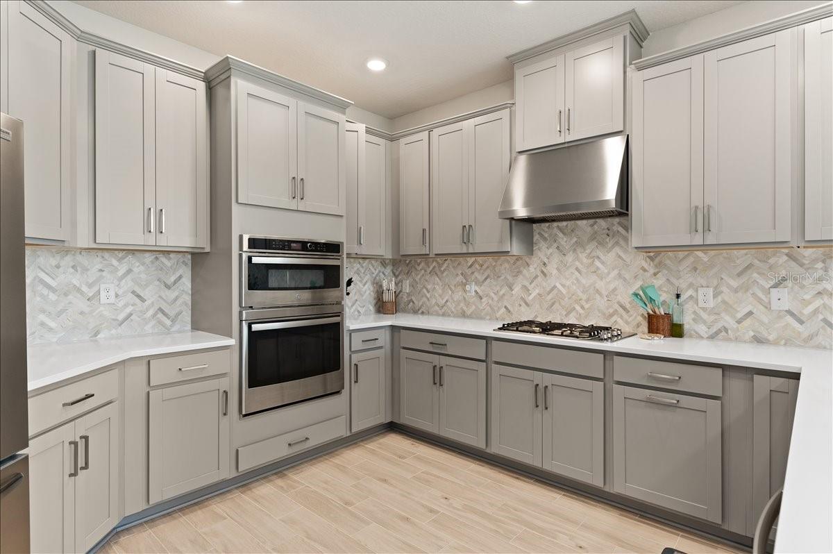 9016 Tequila Sunrise, Sarasota, FL 34241