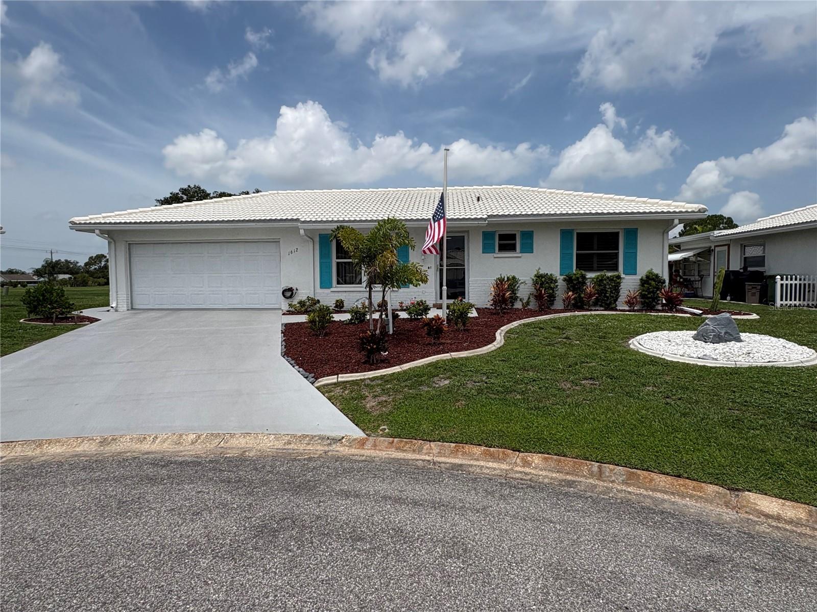 1612 Elmwood, Bradenton, FL 34208