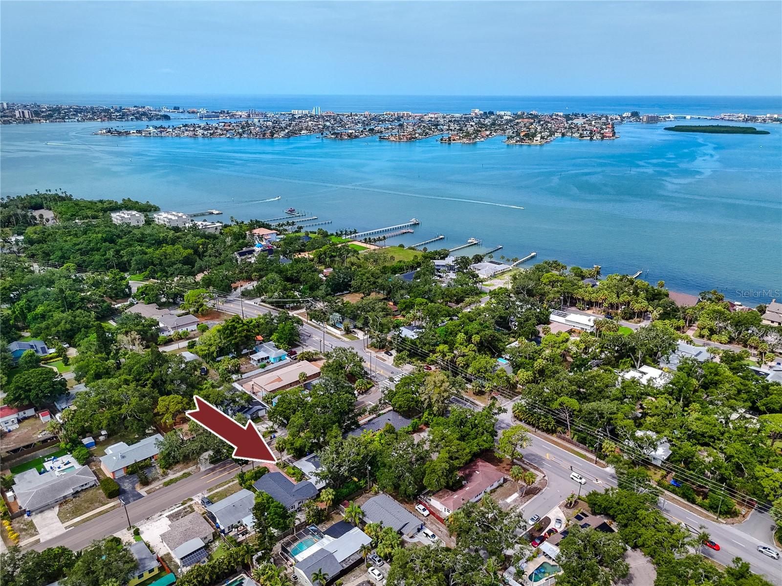 8161 22nd, St Petersburg, FL 33710