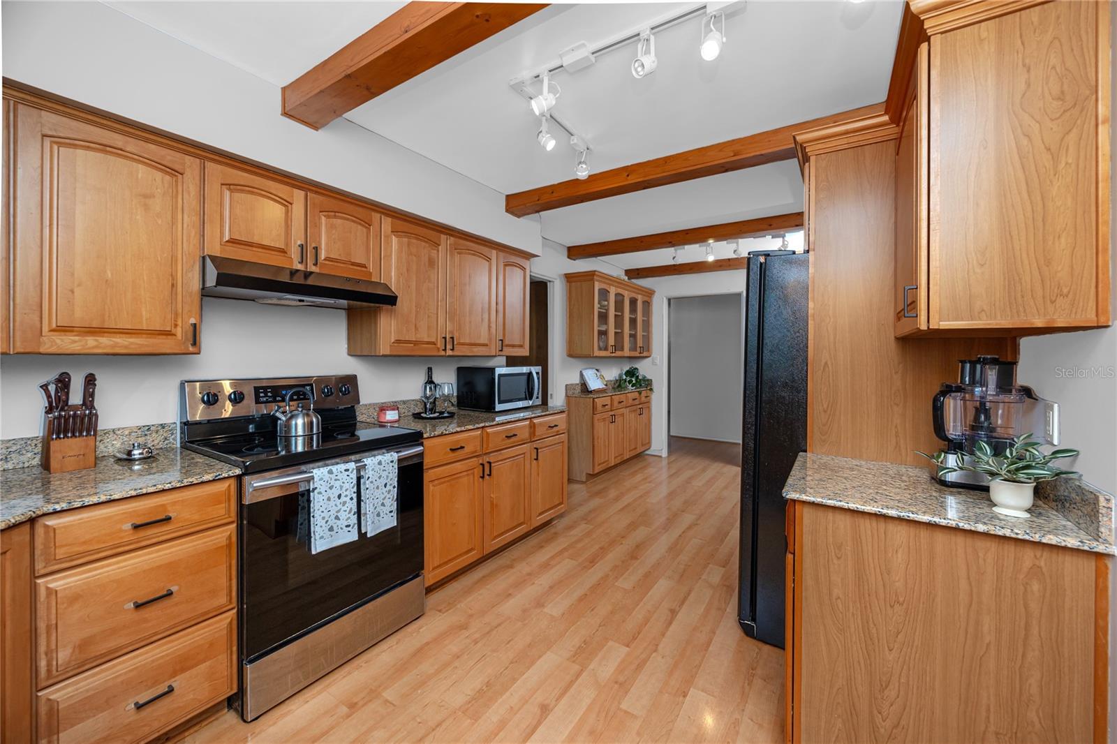 8161 22nd, St Petersburg, FL 33710