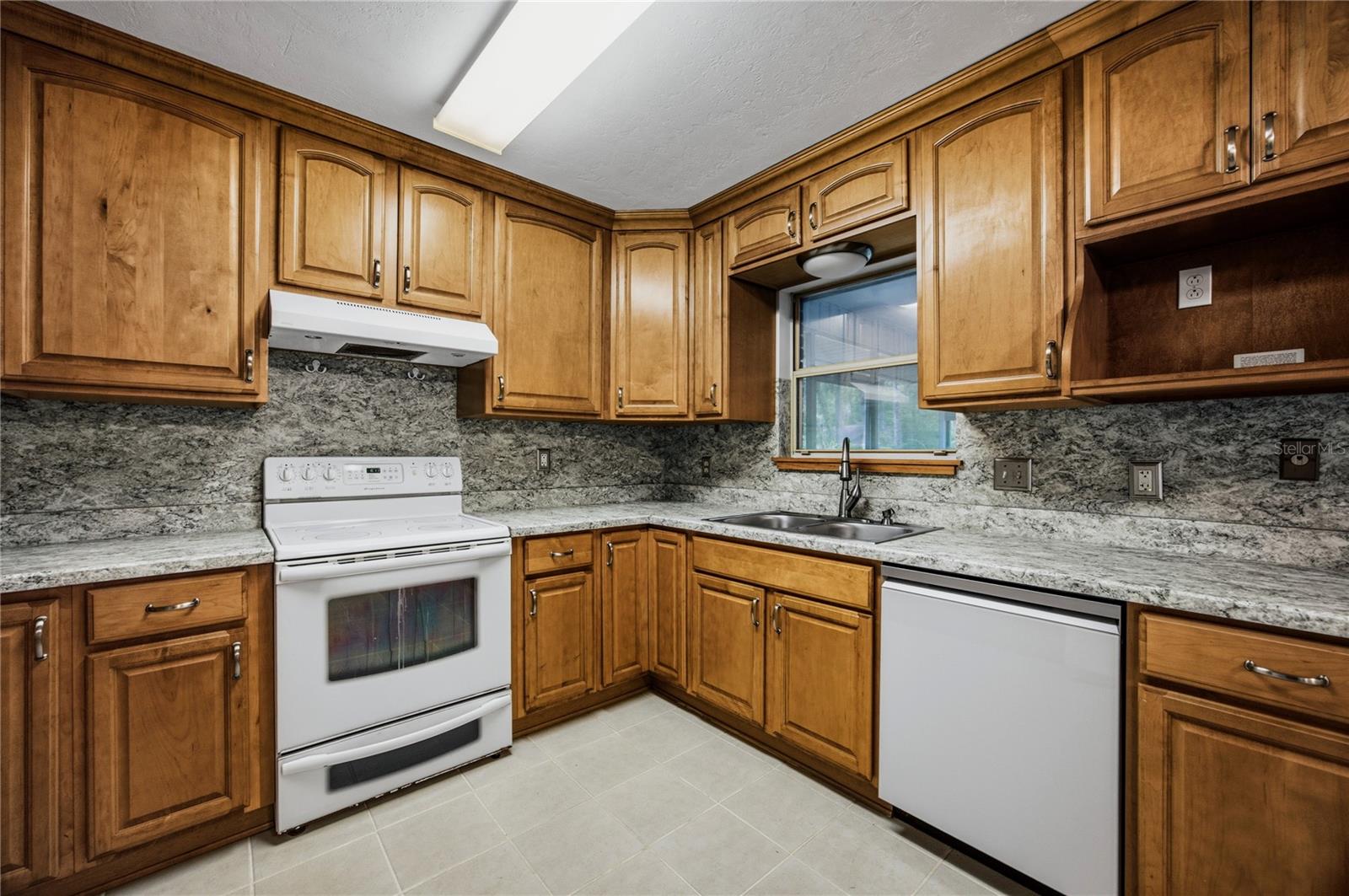 130 75th, Gainesville, FL 32607