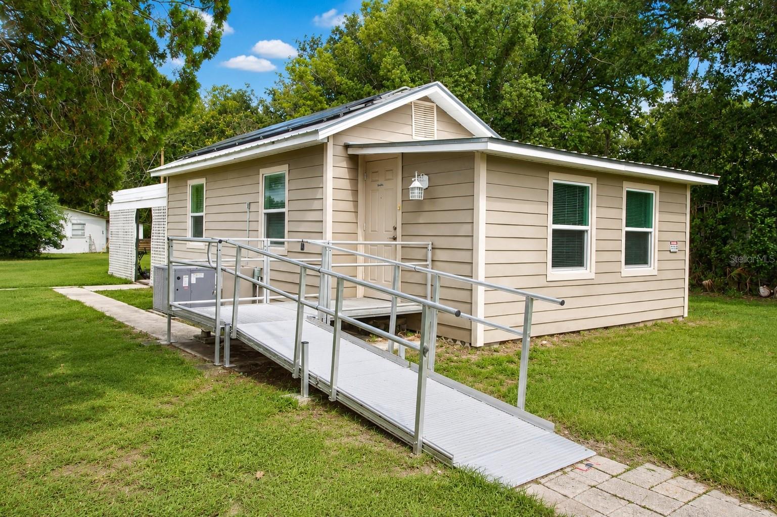 5811 11th, Zephyrhills, FL 33542