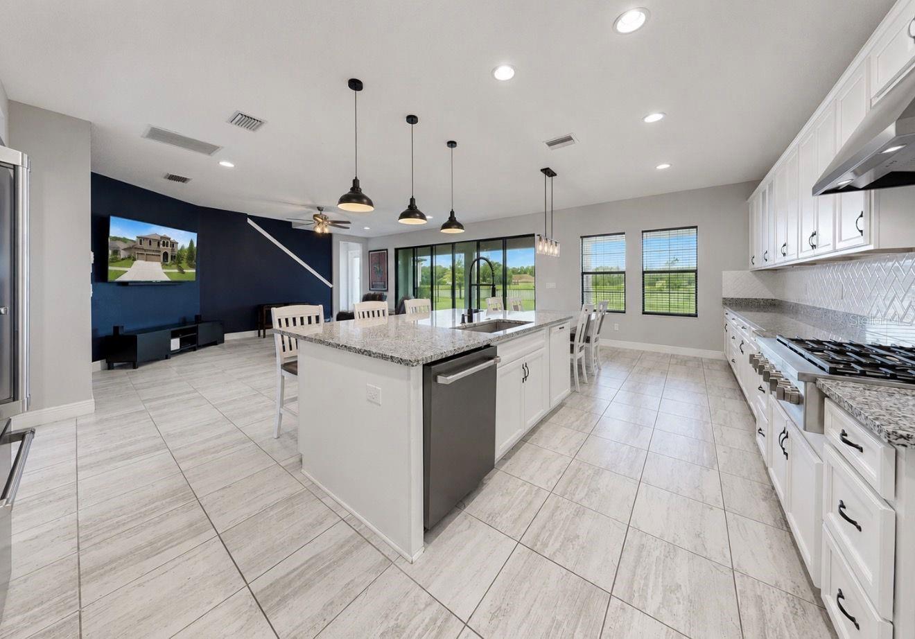 14403 Woodland Spur, Lithia, FL 33547