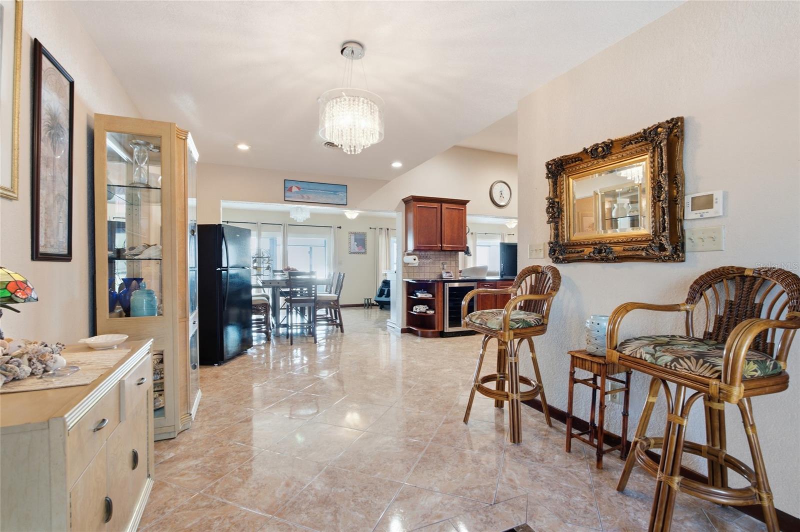 1818 Dolphin, St Petersburg, FL 33707