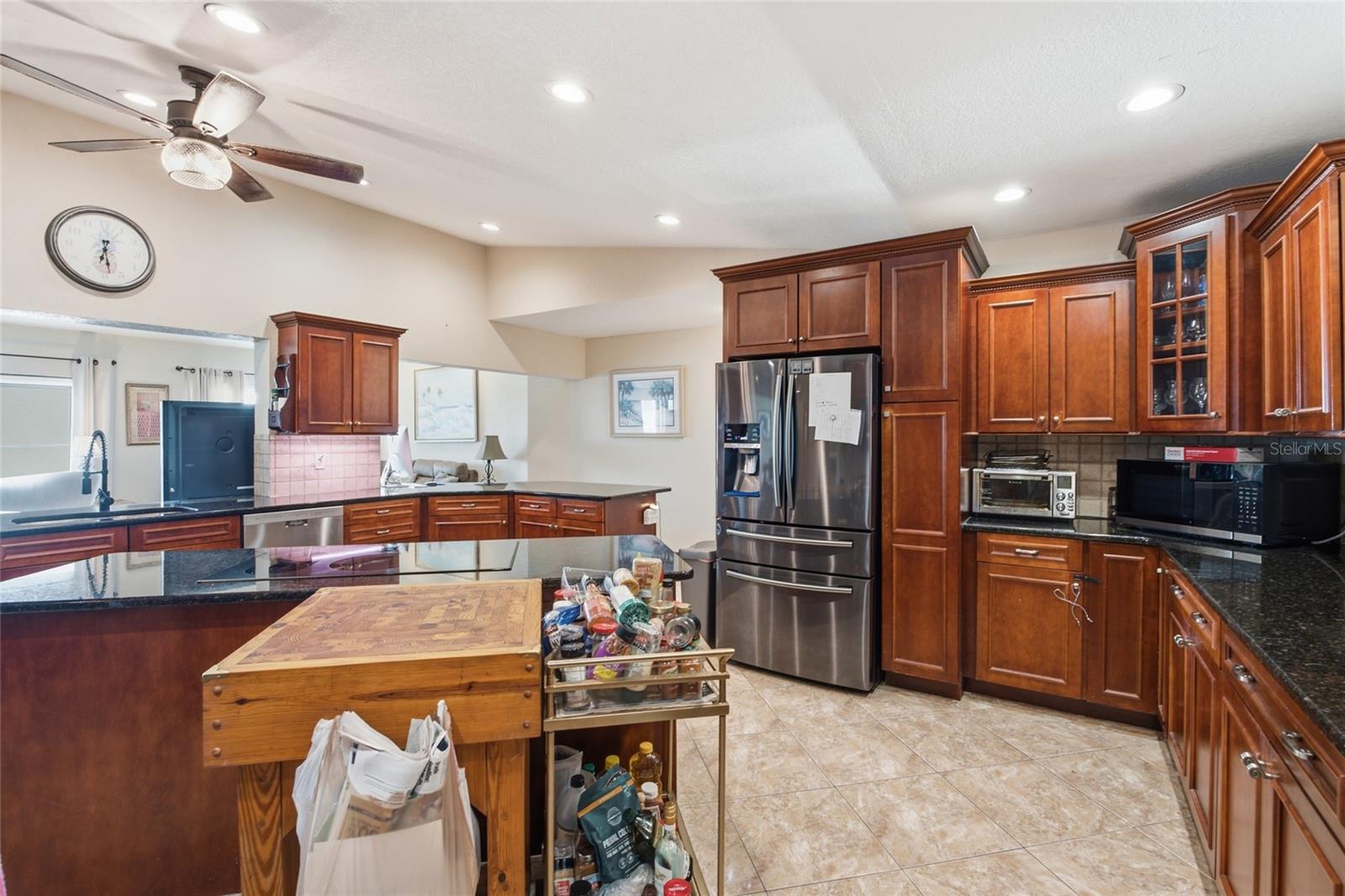 1818 Dolphin, St Petersburg, FL 33707