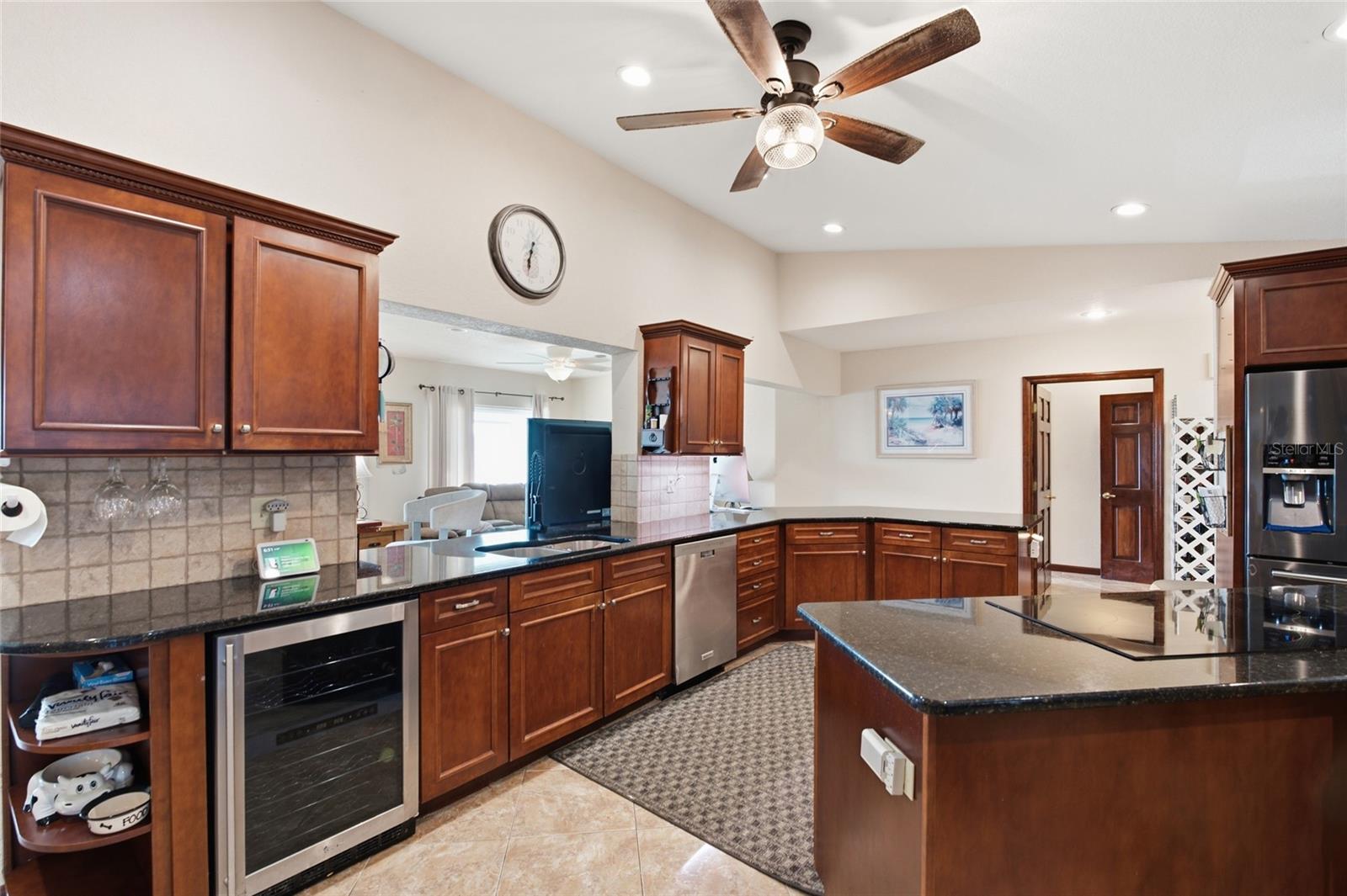 1818 Dolphin, St Petersburg, FL 33707