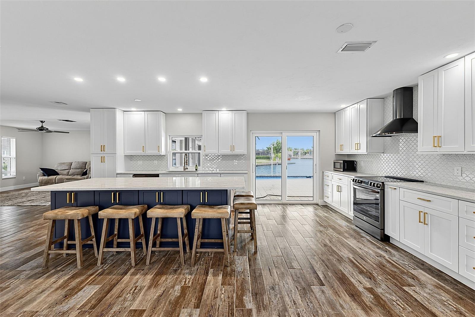 1230 Swan, Punta Gorda, FL 33950