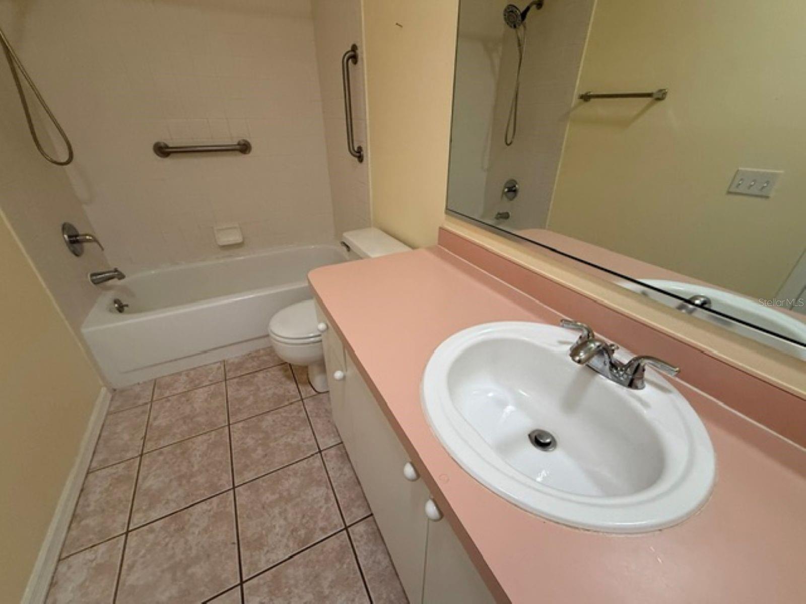 208 Aragon, Lady Lake, FL 32159