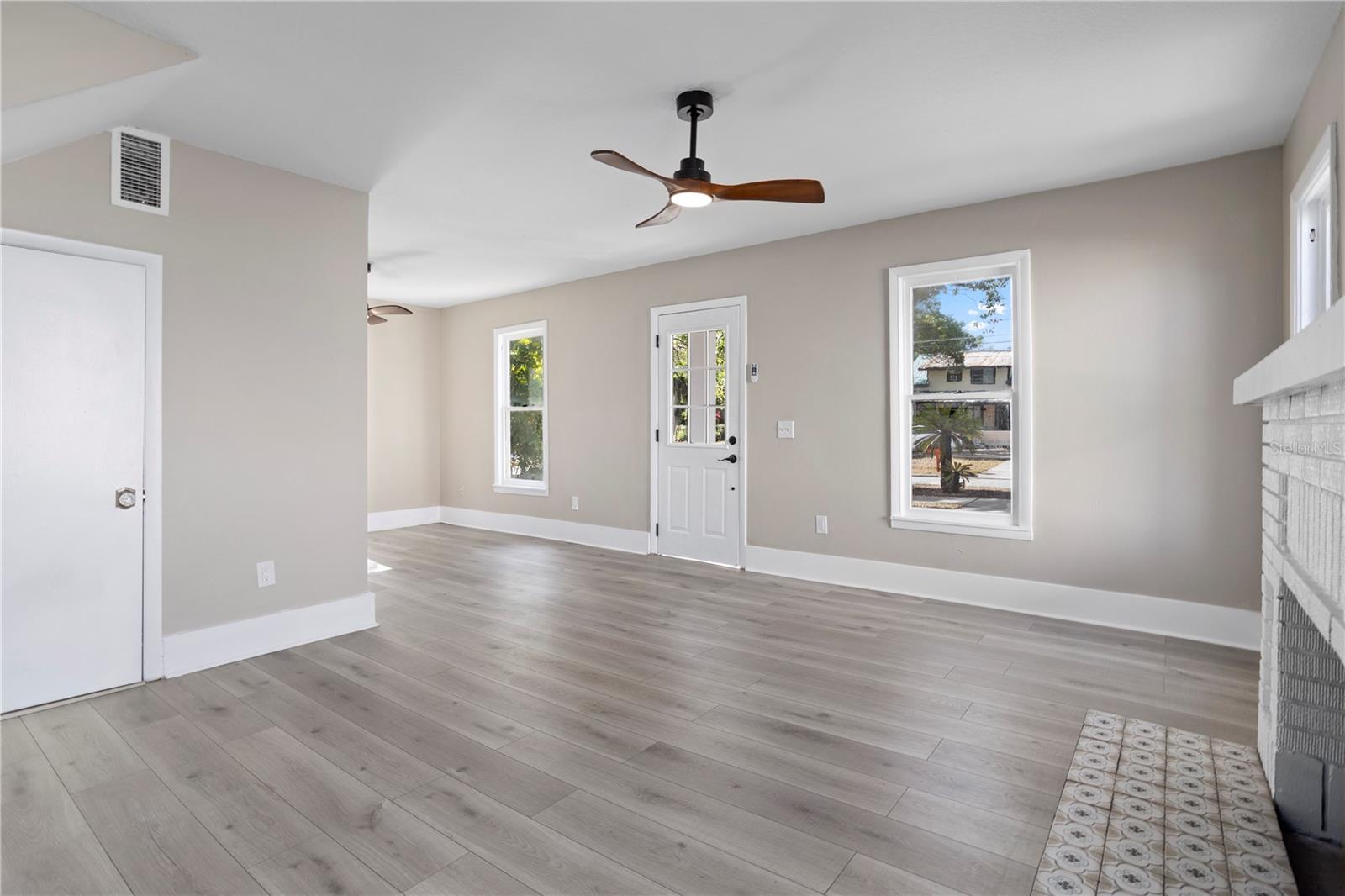 821 Lemon, Eustis, FL 32726